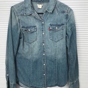 Levi’s denim shirt